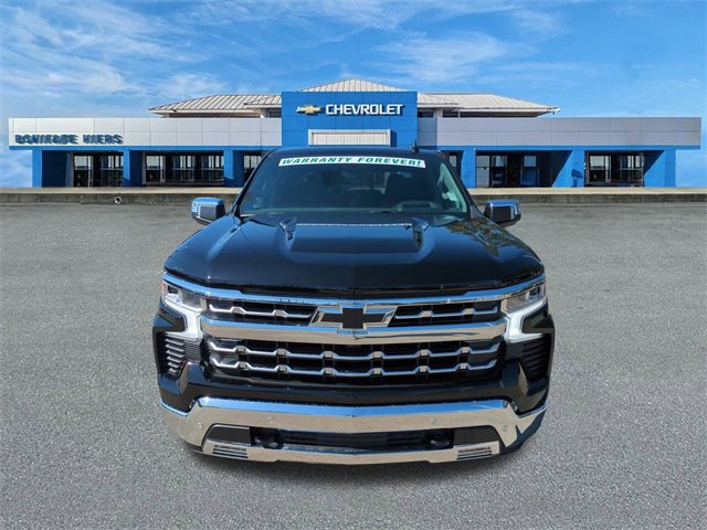 2025 Chevrolet Silverado 1500 LTZ photo 8