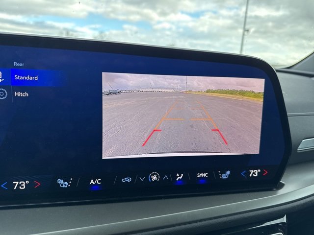 2025 Chevrolet Traverse photo 11
