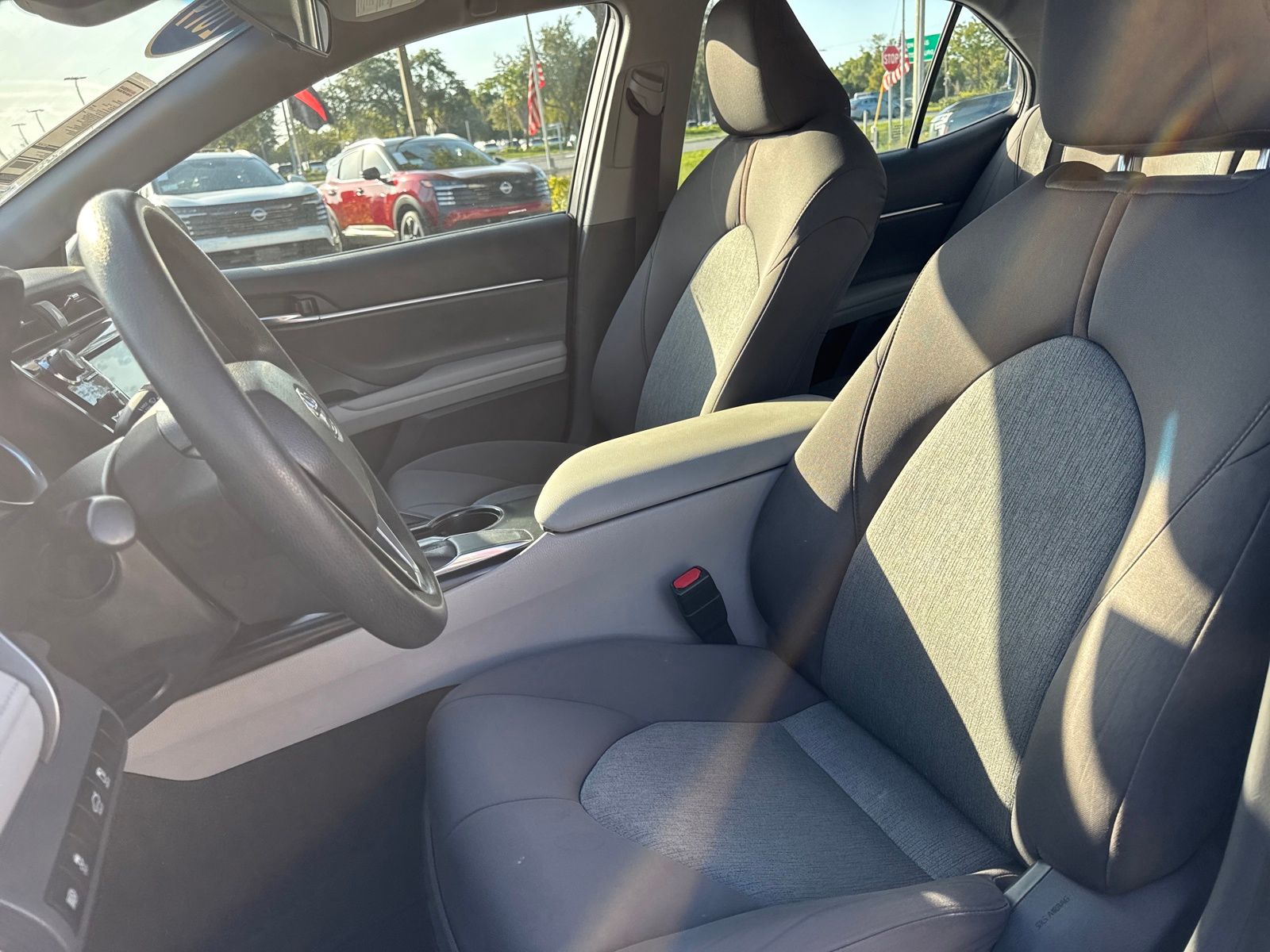 2019 Toyota Camry LE photo 21