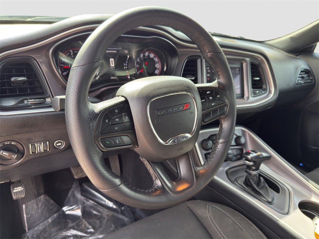 2021 Dodge Challenger SXT photo 9