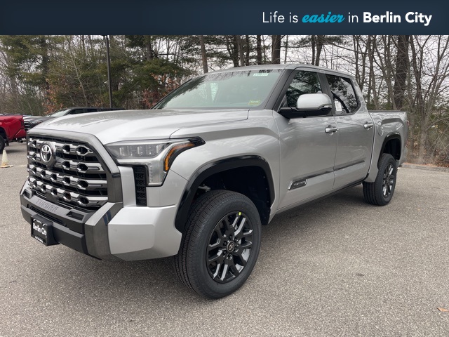 2026 Toyota Tundra Platinum's photo