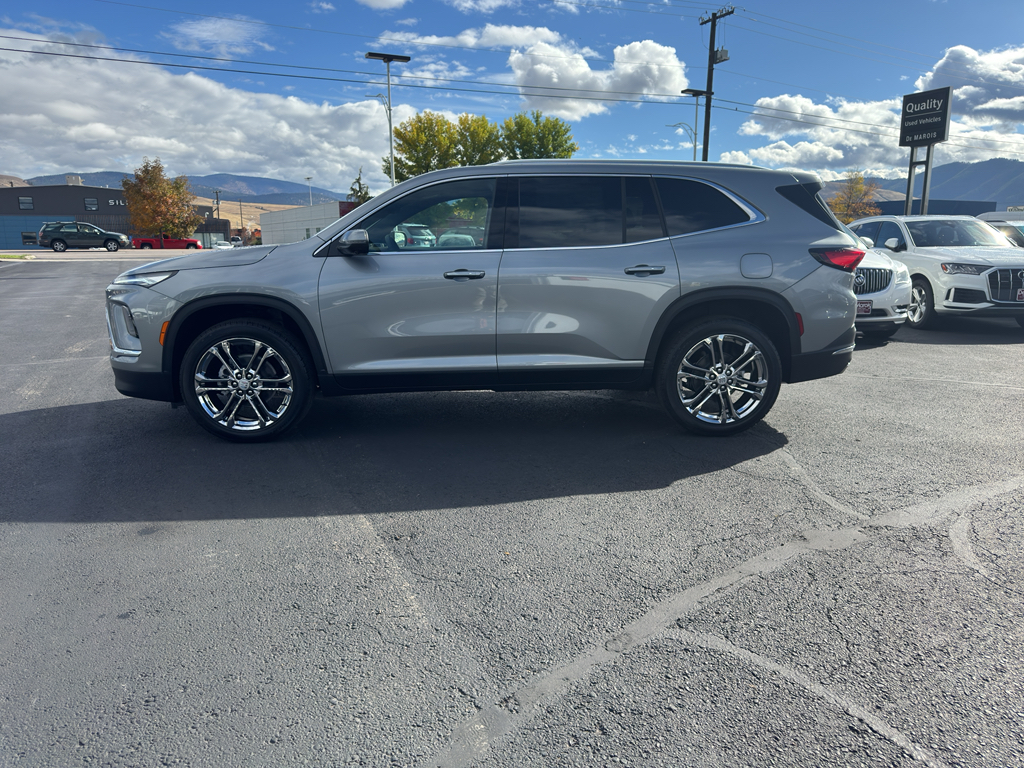 2026 Buick Enclave Preferred's photo