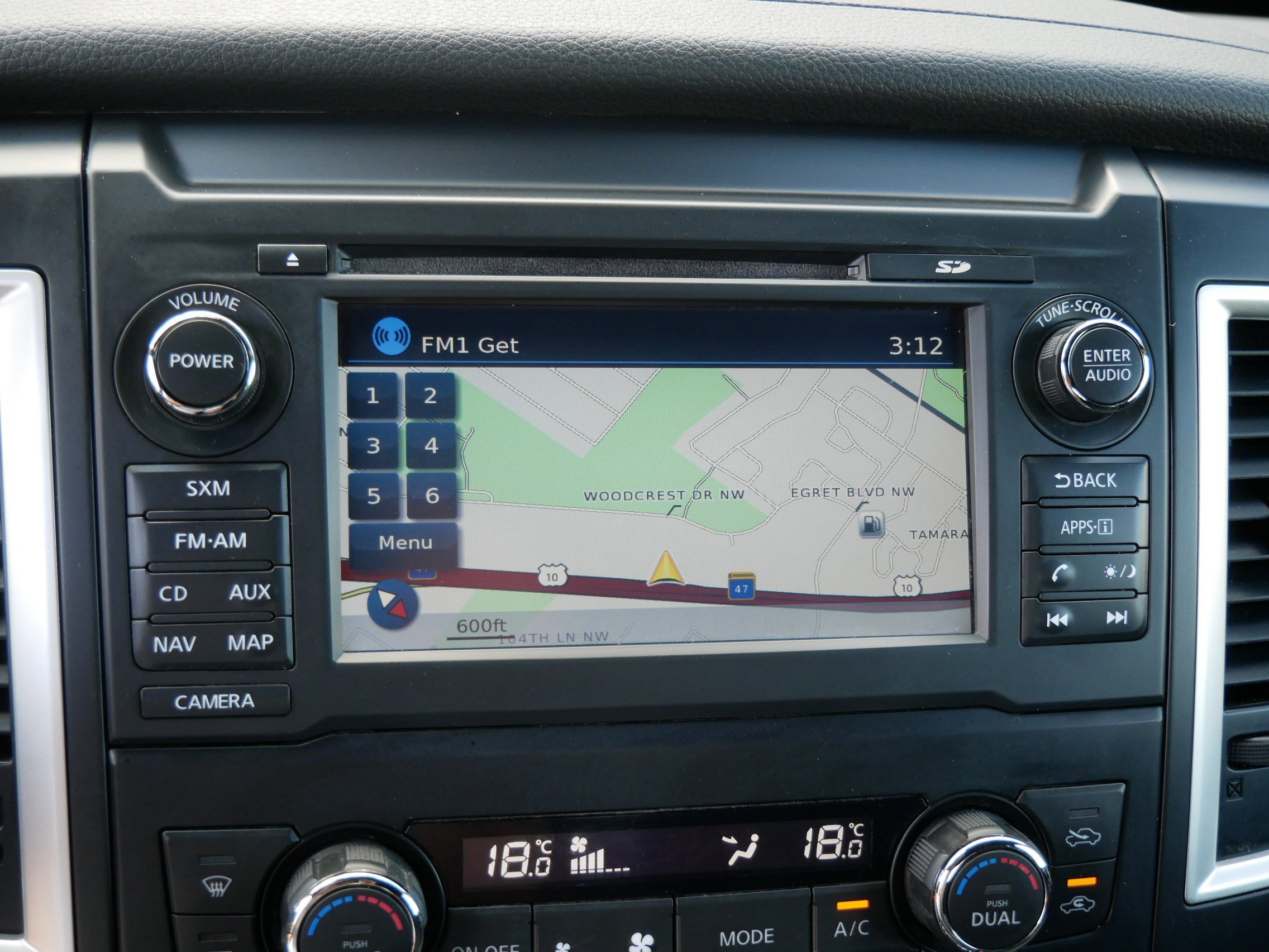 2018 Nissan Titan SV photo 22