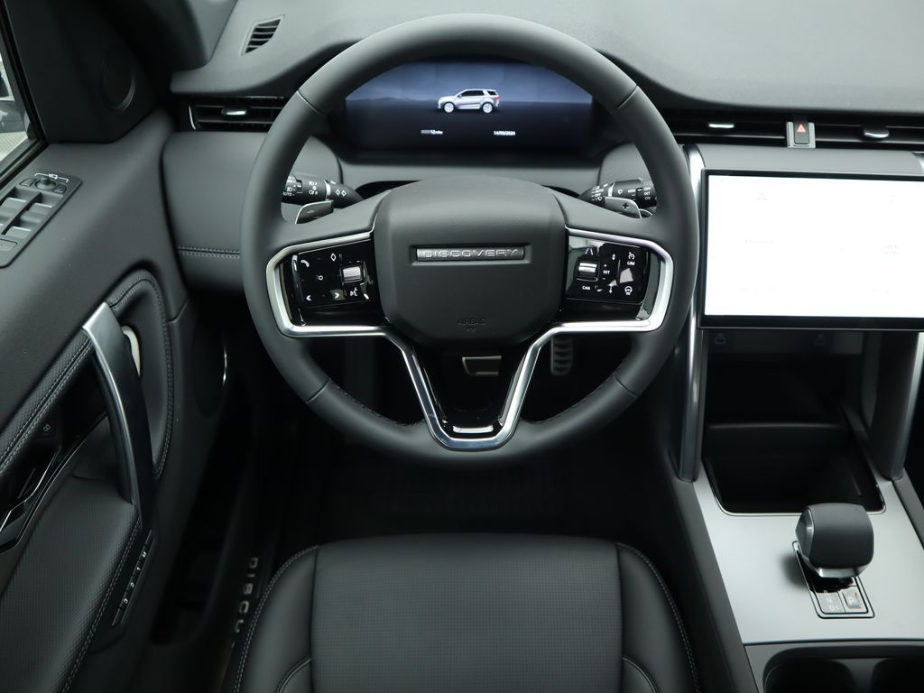 2025 Land Rover Discovery Sport SE photo 10