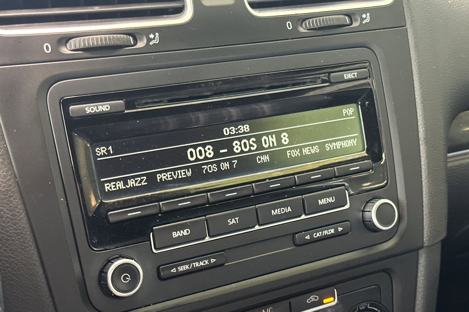 2013 Volkswagen Golf GTI Base photo 13