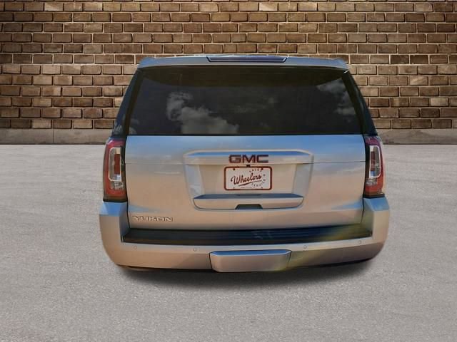 2020 Gmc Yukon SLE photo 3