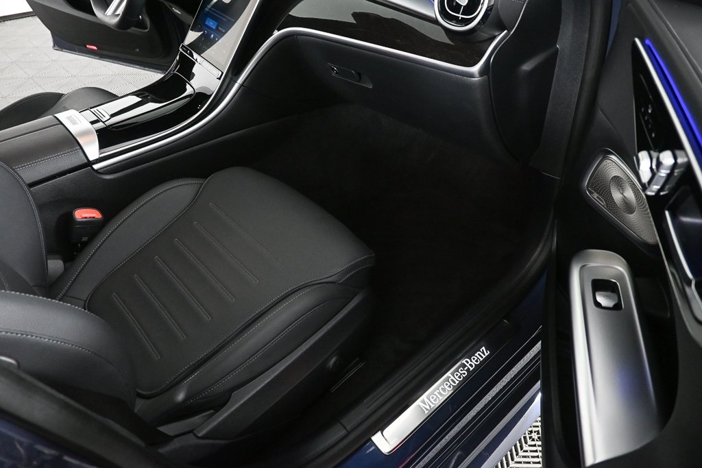 2024 Mercedes Benz C 300 AMG photo 21