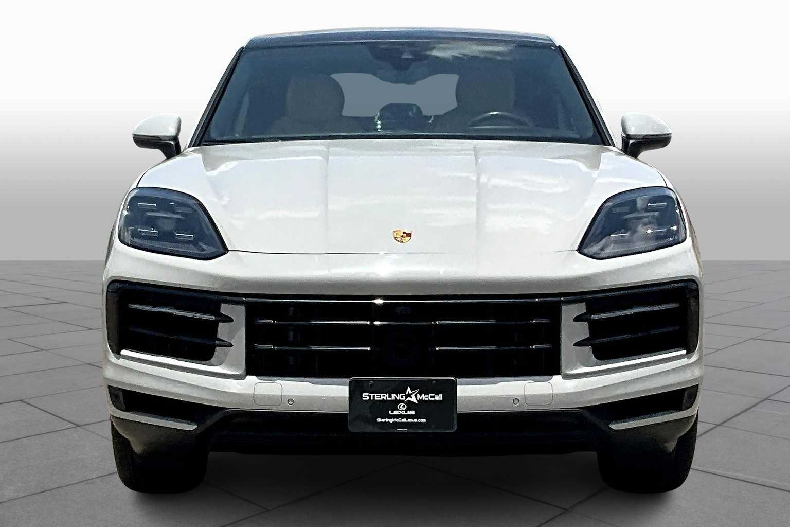 2024 Porsche Cayenne Coupe photo 5