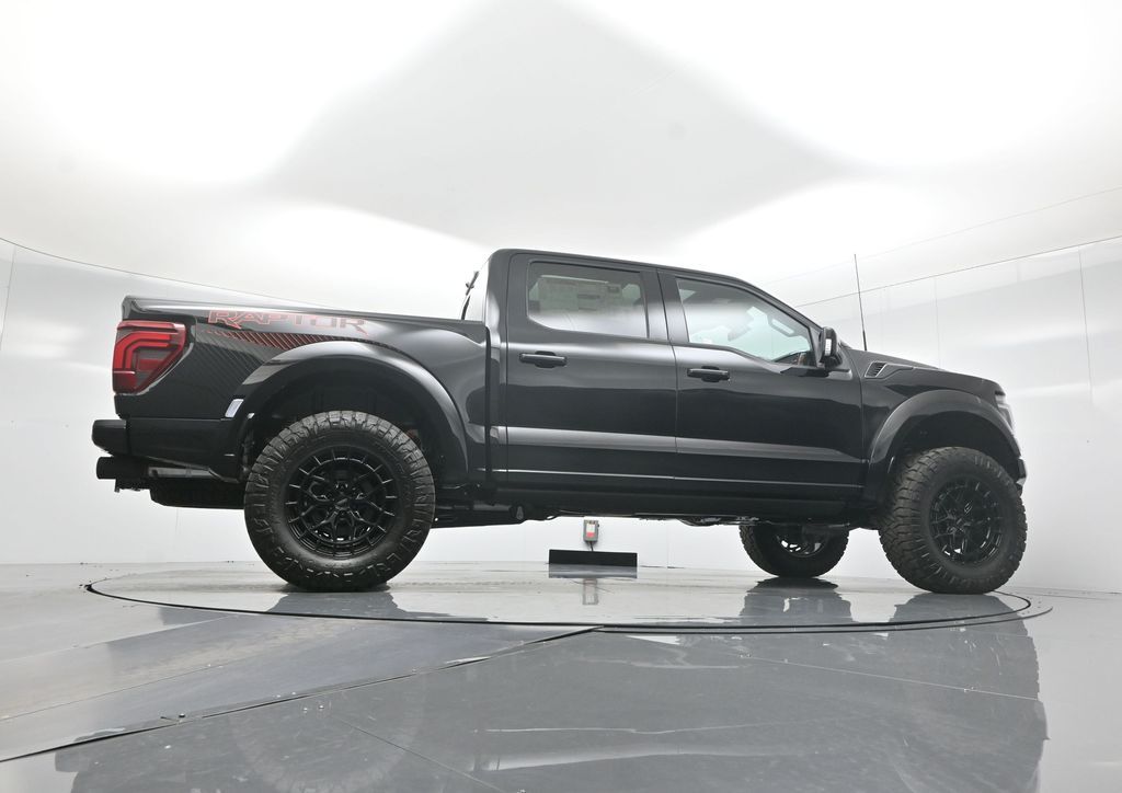 2025 Ford F-150 Raptor photo 45
