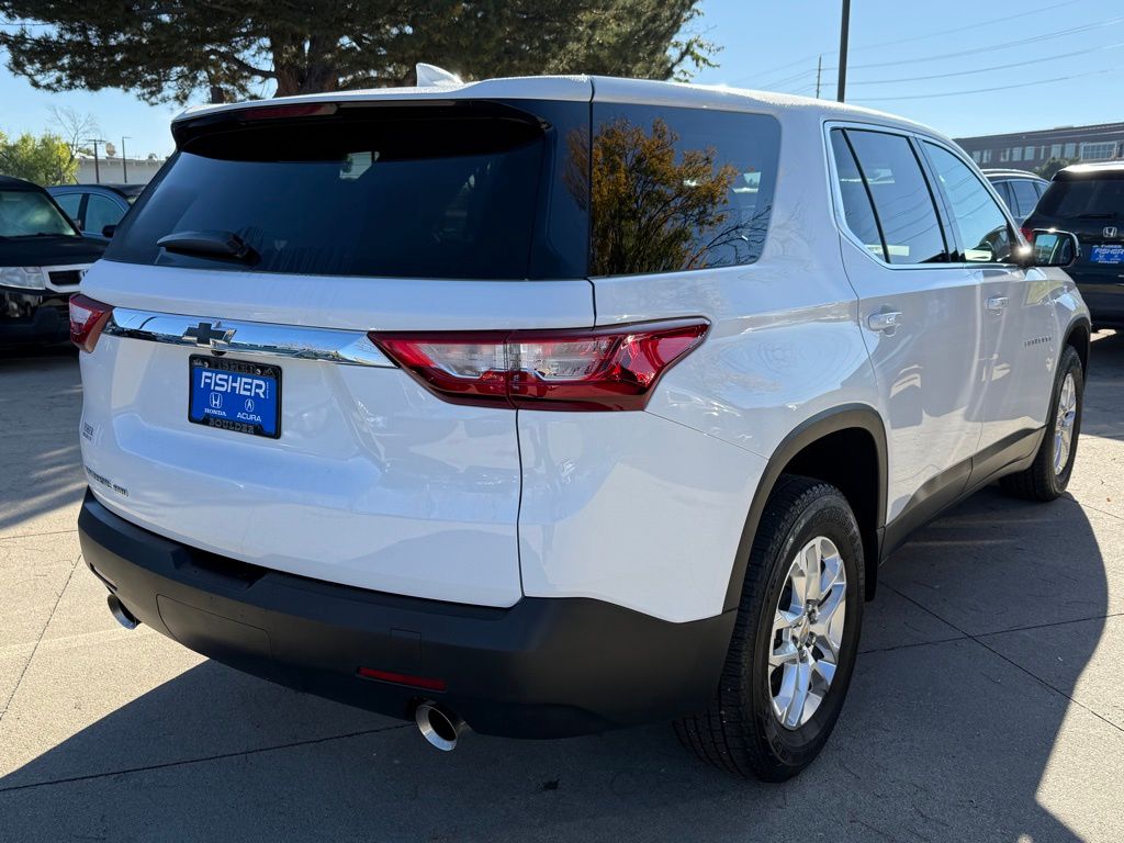 2019 Chevrolet Traverse LS photo 4