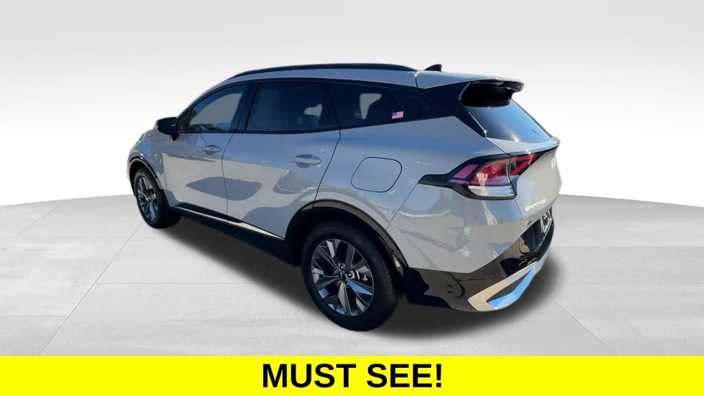 2024 Kia Sportage SX photo 3