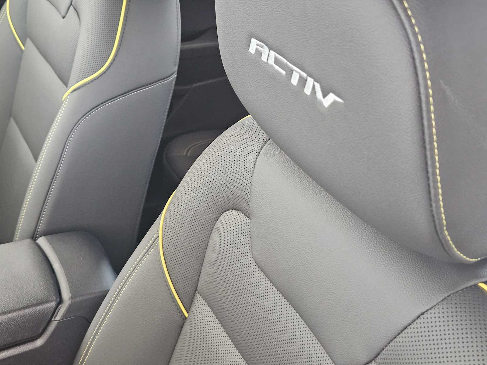 2025 Chevrolet Trax ACTIV photo 12
