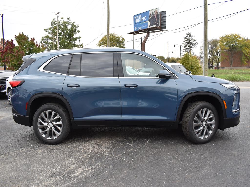 2026 Buick Enclave Preferred photo 4