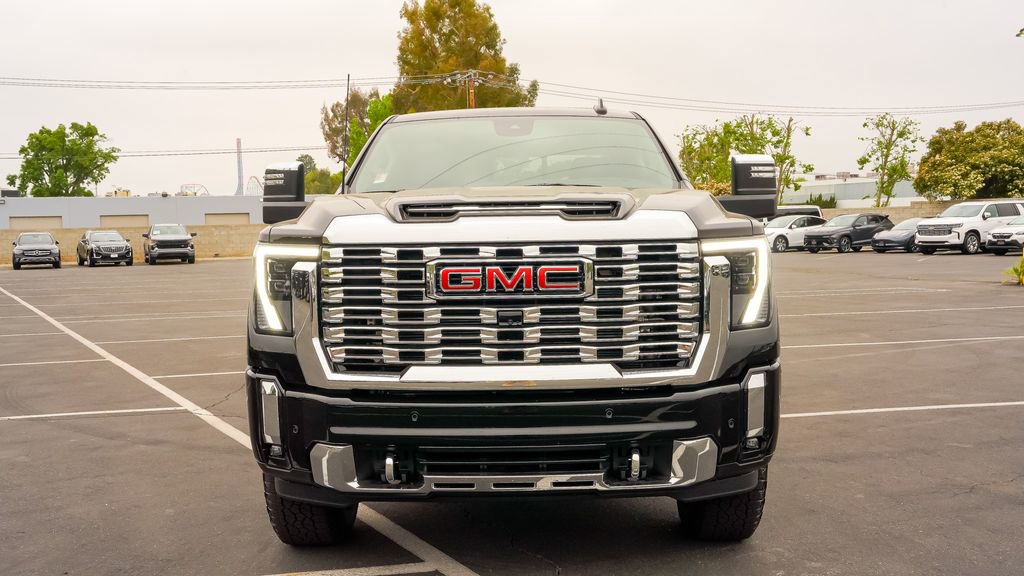 2025 Gmc Sierra 2500 HD Denali photo 4