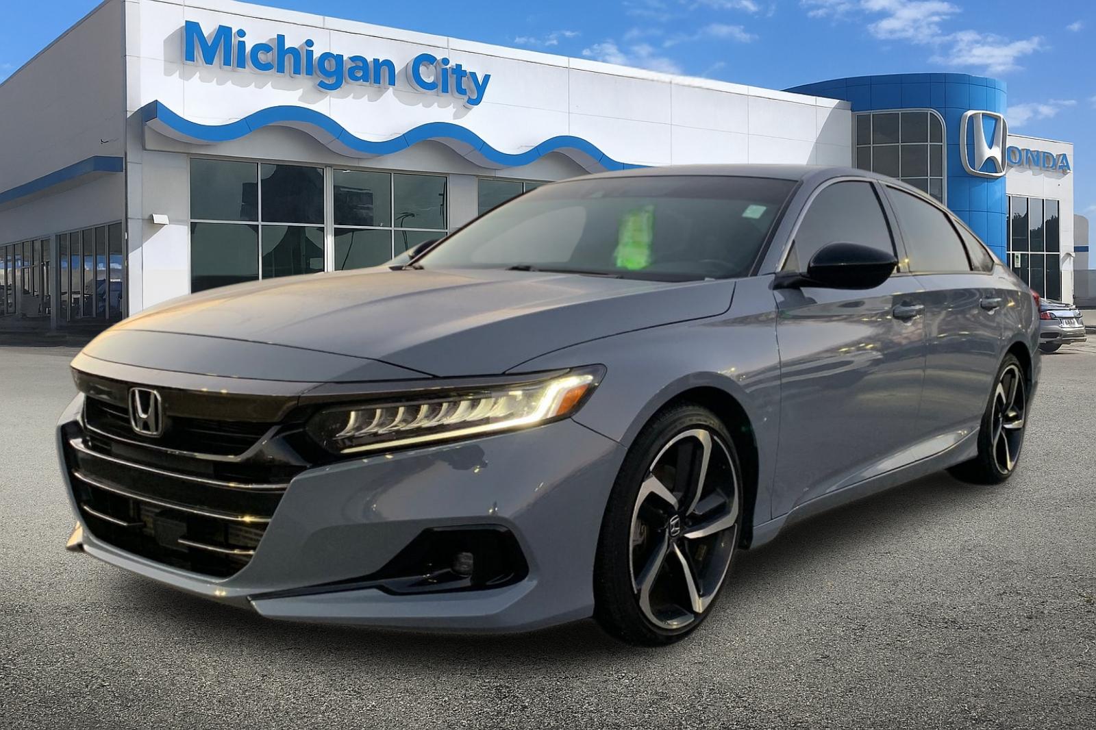 2022 Honda Accord Sport's photo