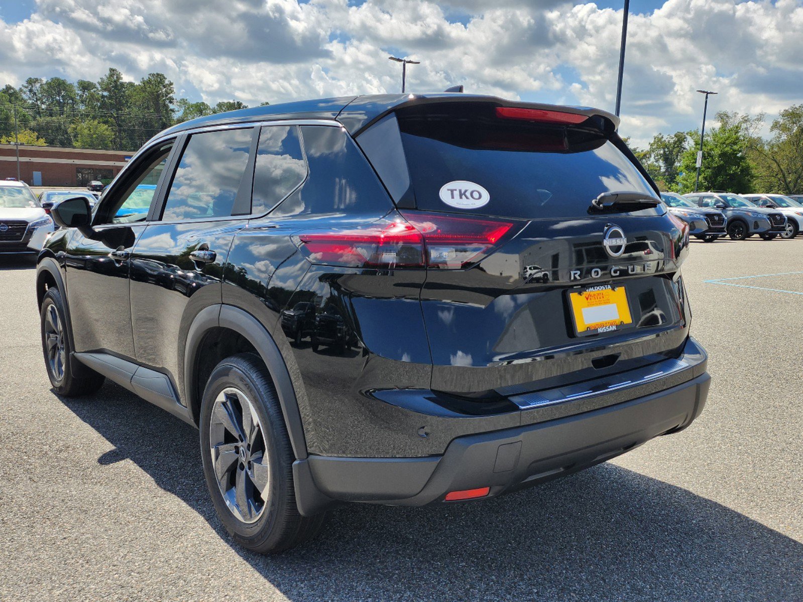 2026 Nissan Rogue SV photo 6