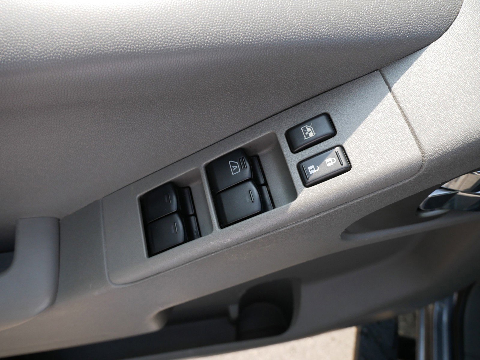 2020 Nissan Frontier SV photo 15