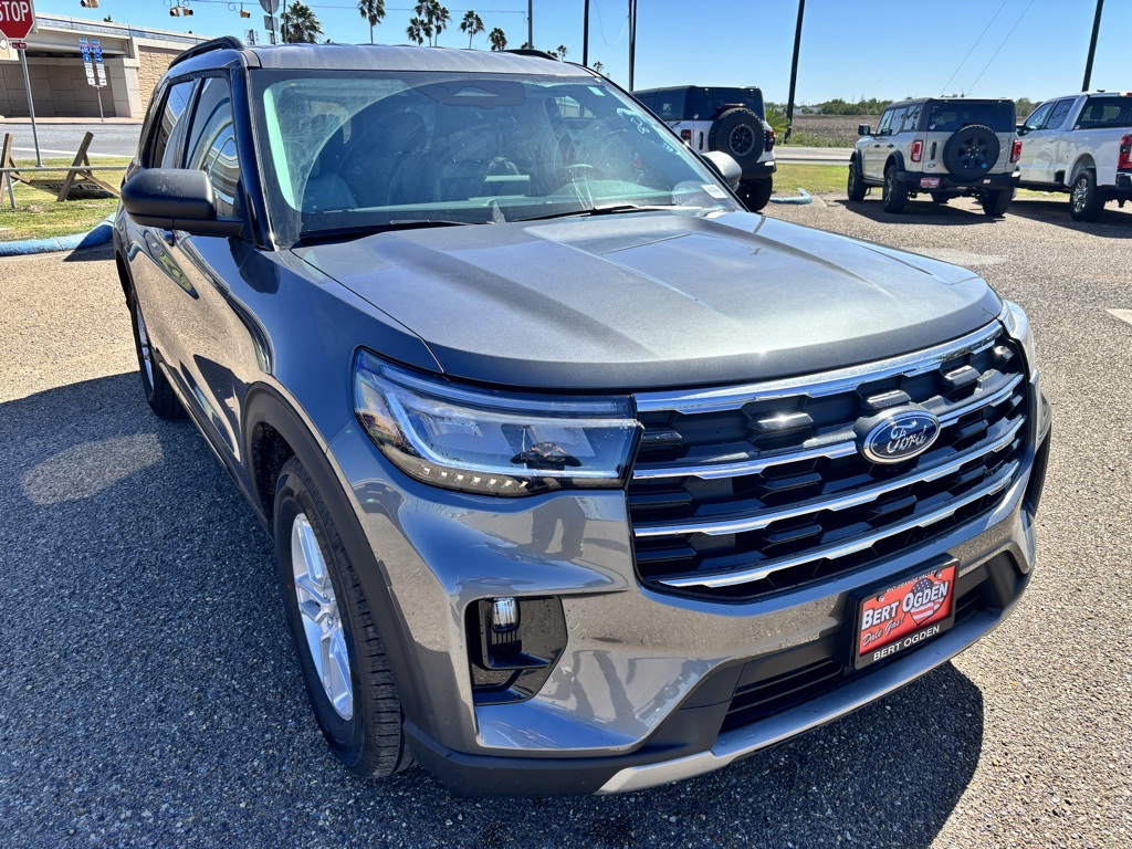 2026 Ford Explorer's photo