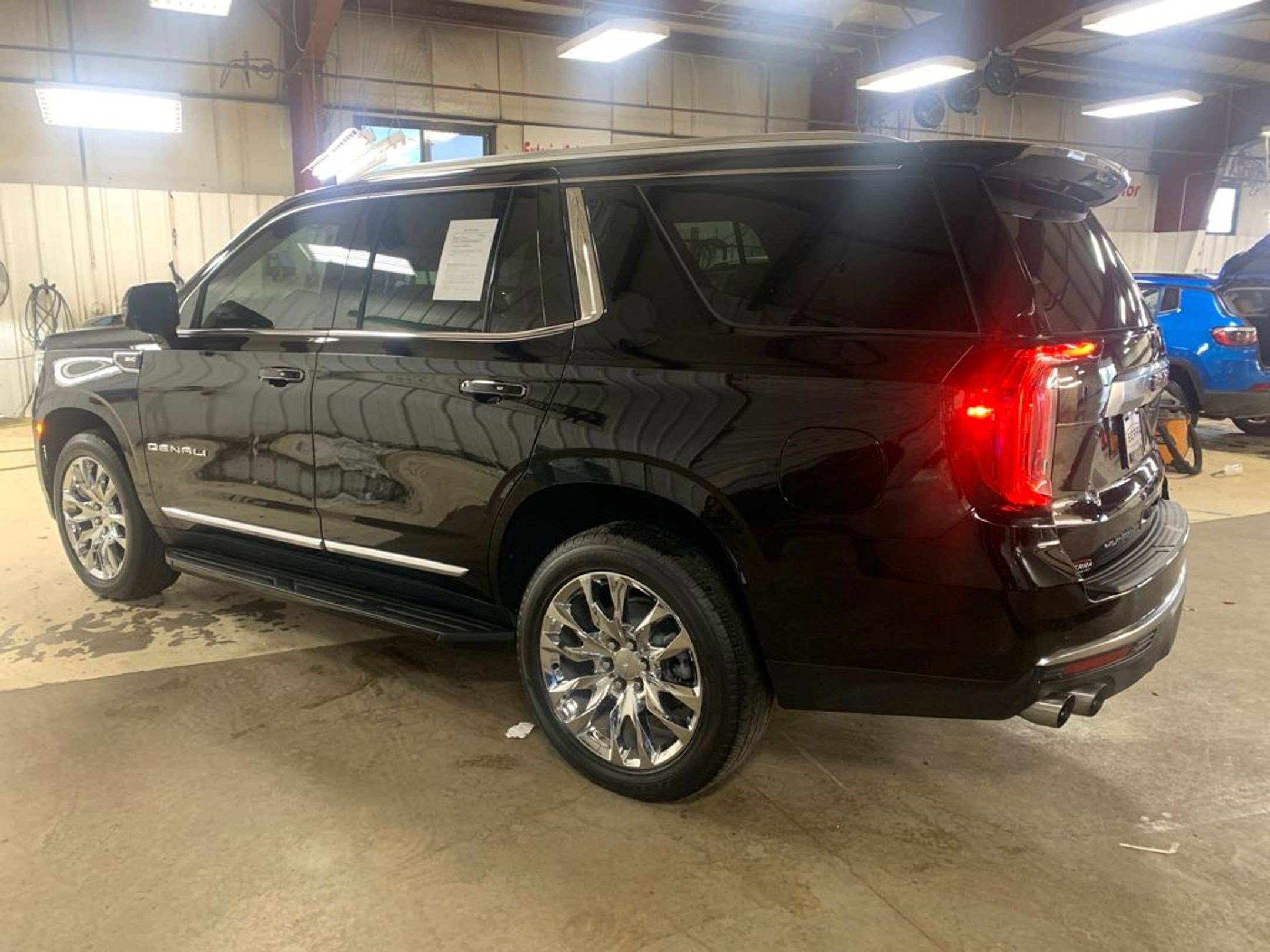 2022 Gmc Yukon Denali photo 3