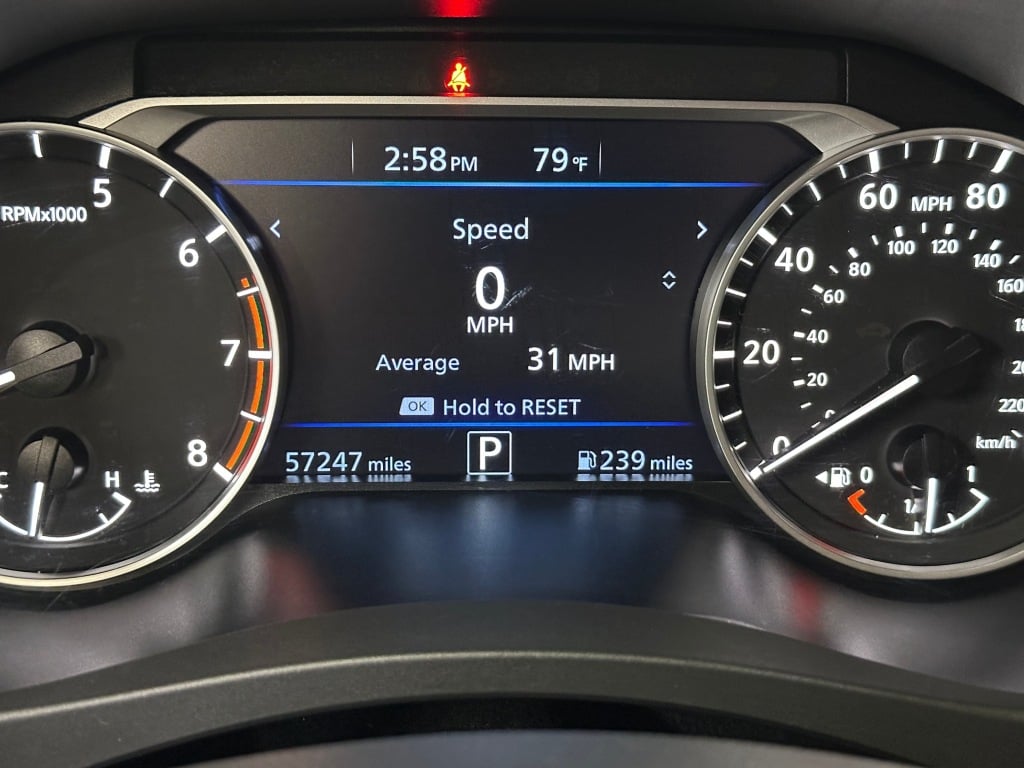 2023 Nissan Altima 2.5 SR photo 8