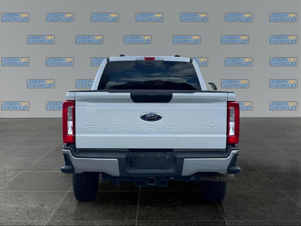 2024 Ford F-250 photo 4