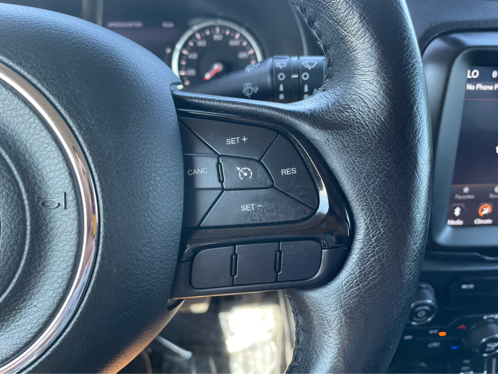 2020 Jeep Renegade Altitude photo 18