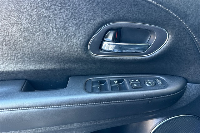 2018 Honda HR-V EX-L photo 11