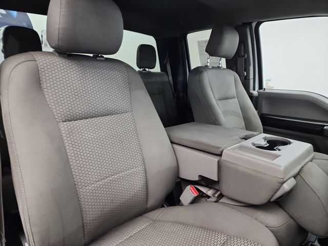 2015 Ford F-150 XL photo 9