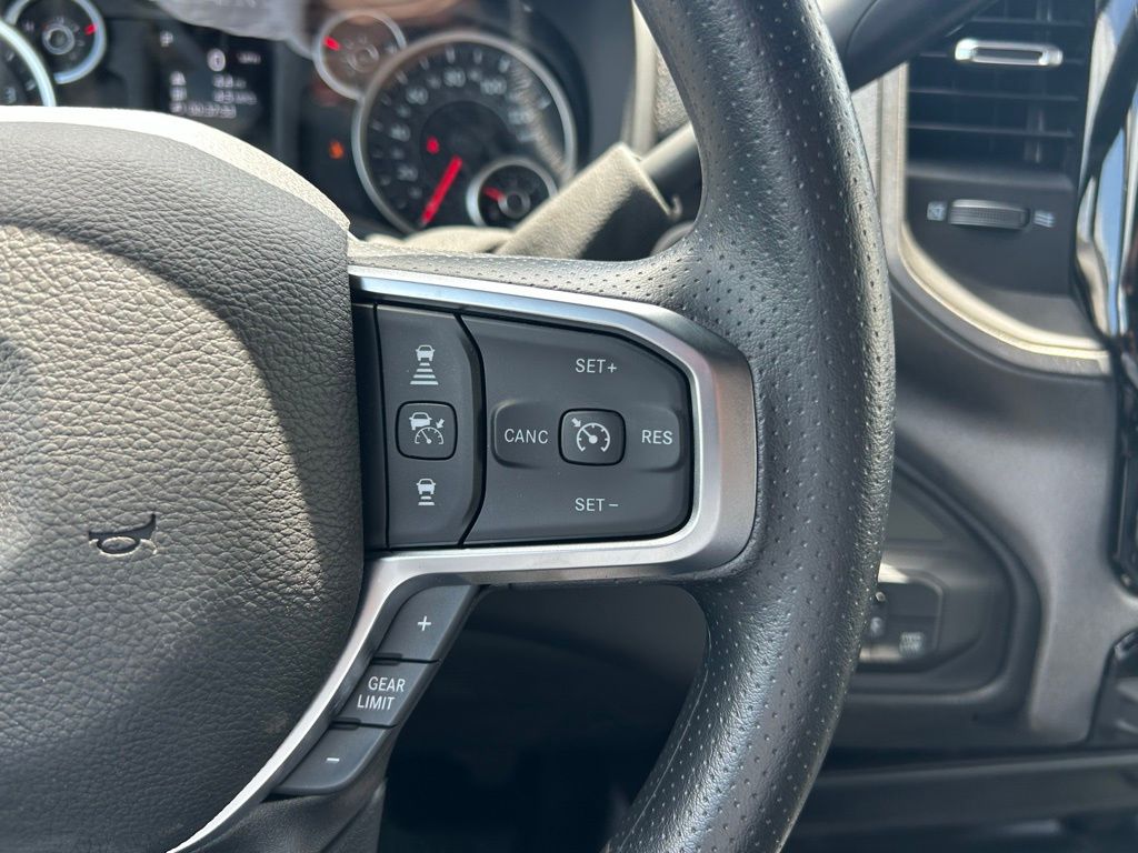 2025 Ram 2500 Tradesman photo 36