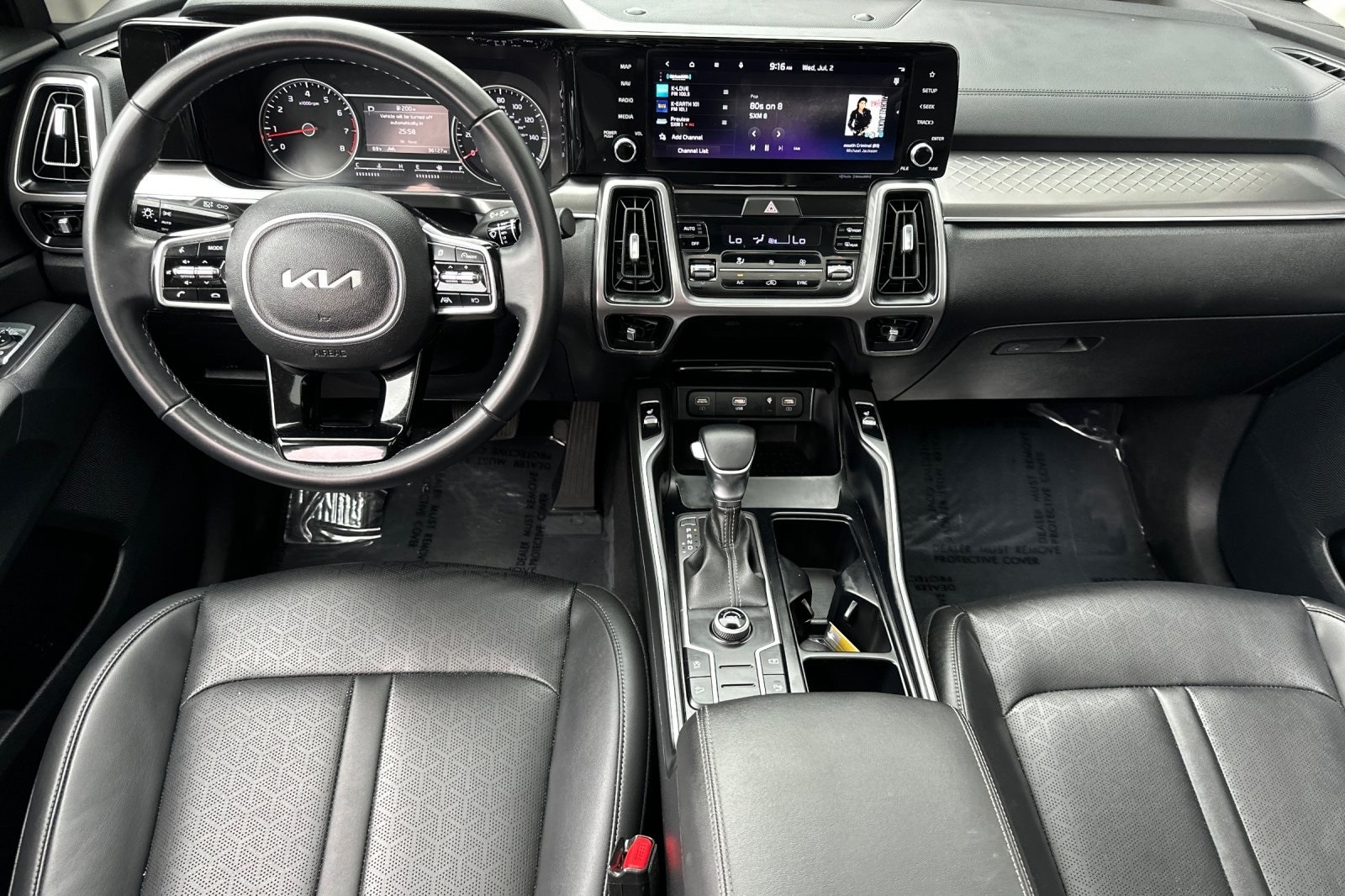 2023 Kia Sorento S photo 13
