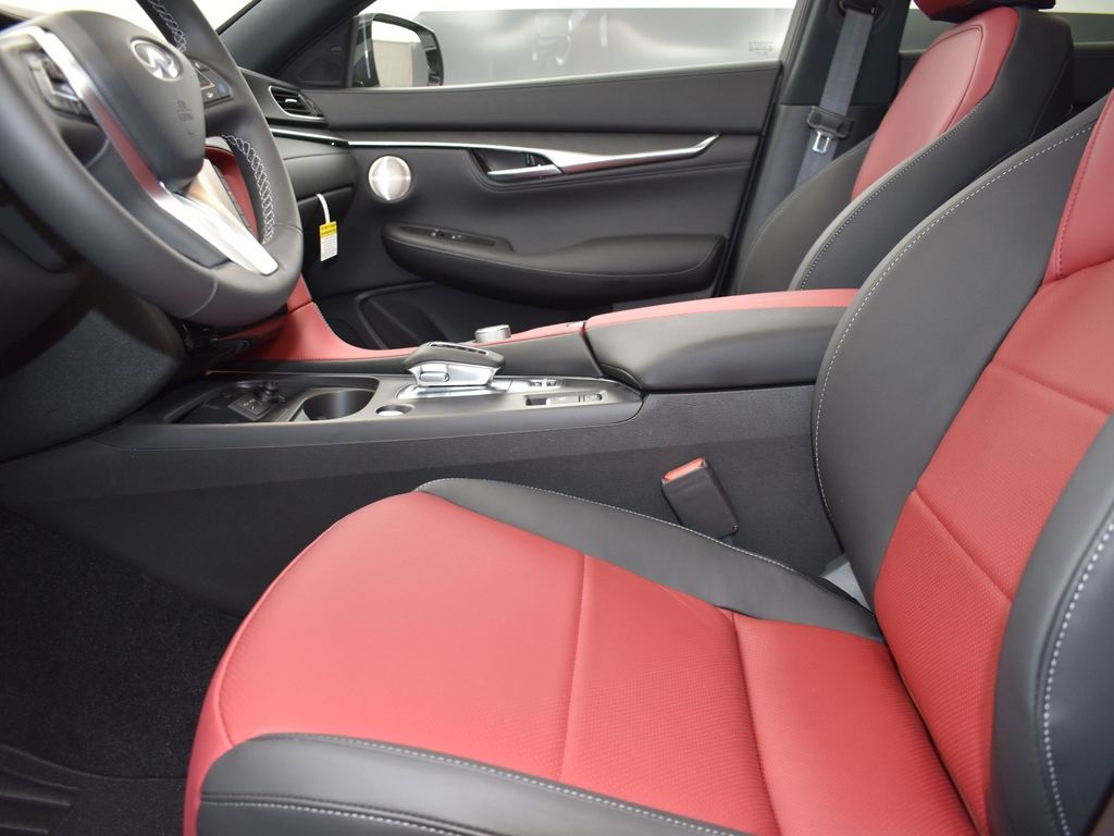 2025 Infiniti QX55 Sensory photo 13
