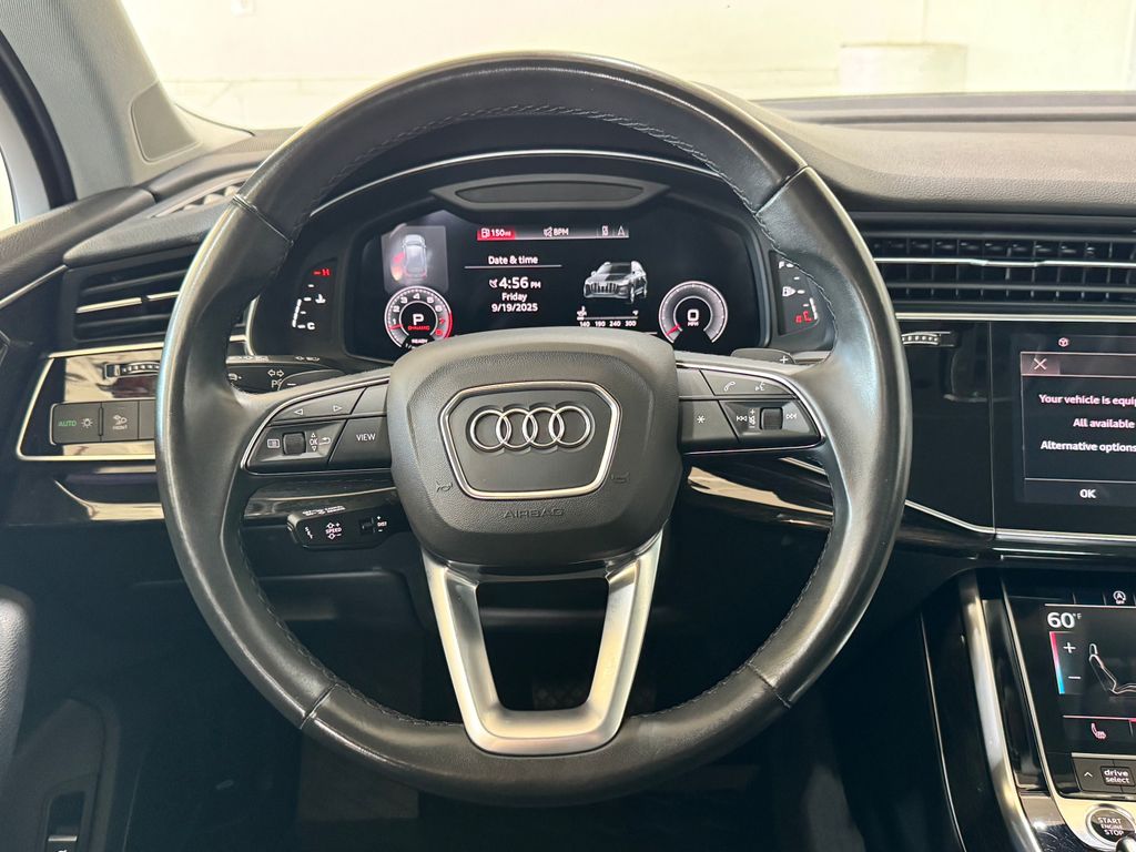 2022 Audi Q7 55 Premium Plus photo 10