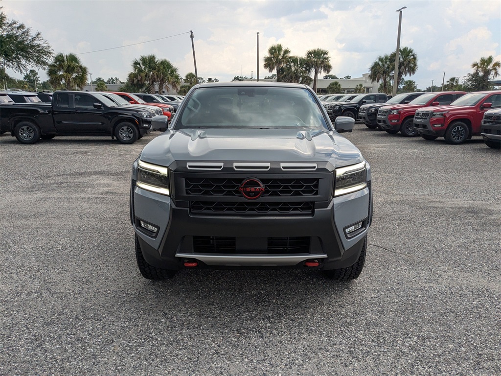 2025 Nissan Frontier PRO-X photo 8