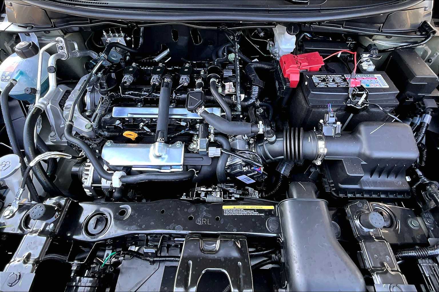 2025 Nissan Versa SV photo 16