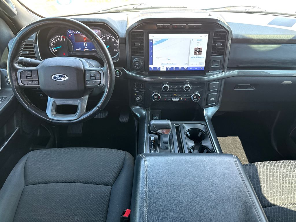2021 Ford F-150 XLT photo 22