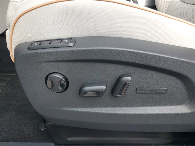 2025 Volkswagen ID. Buzz photo 20