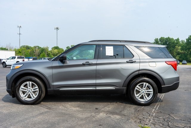 2023 Ford Explorer XLT photo 9