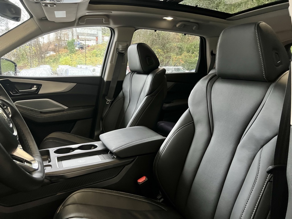 2026 Acura MDX Technology SH-AWD photo 13