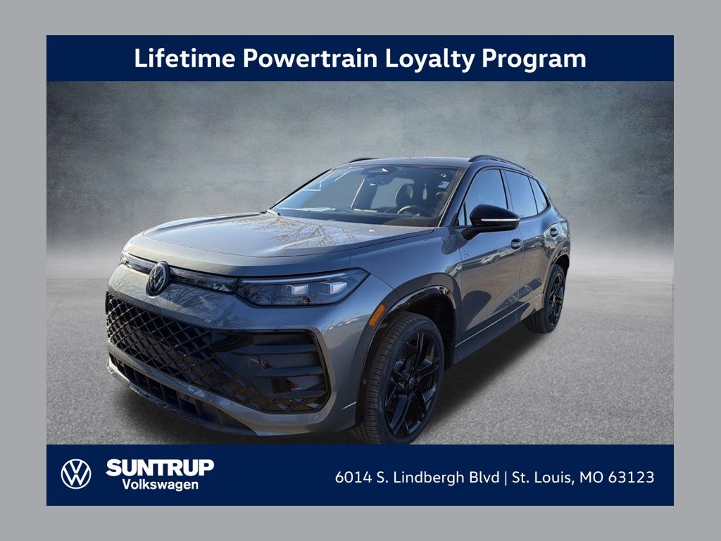 2026 Volkswagen Tiguan SE R-LINE BLACK's photo