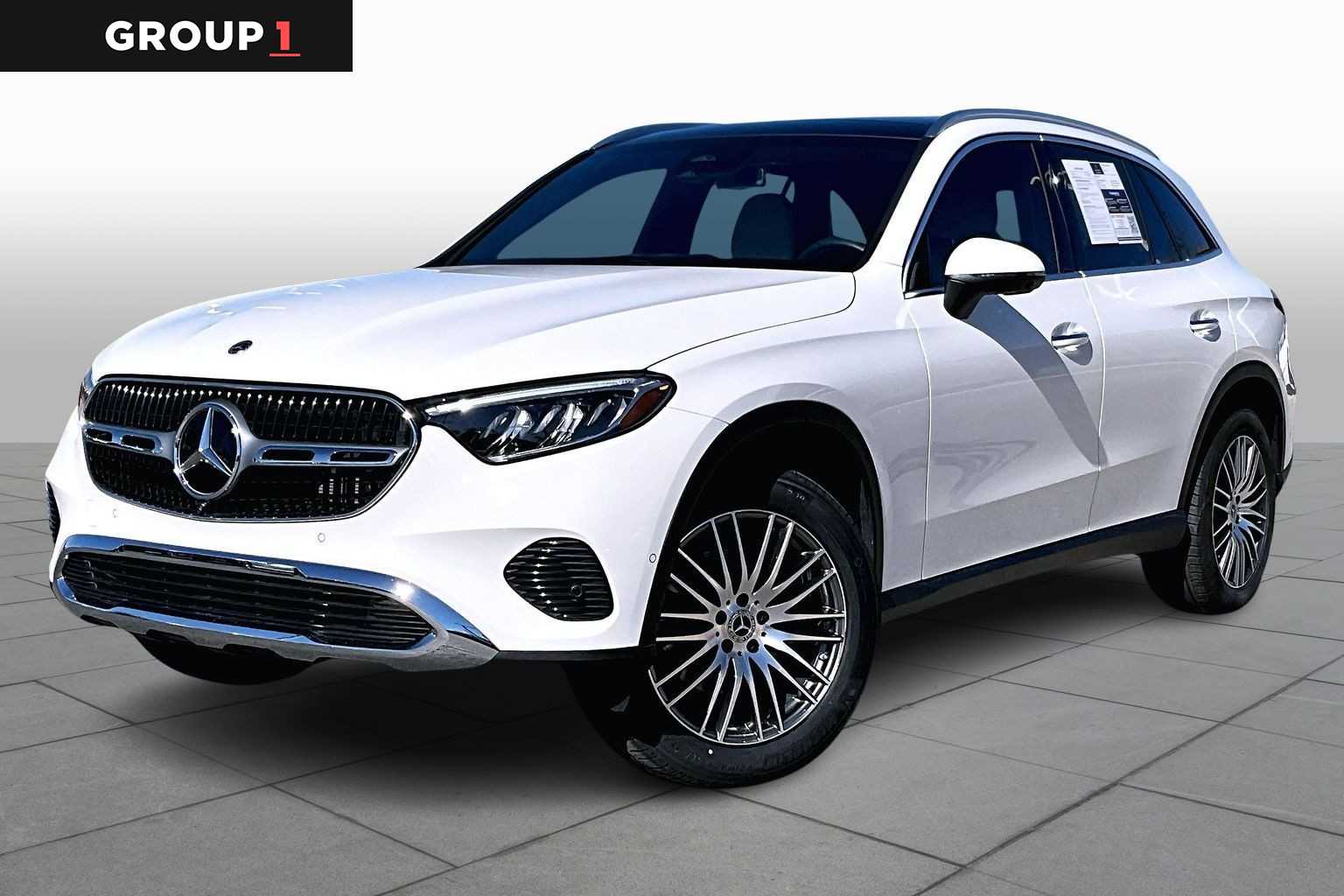 2025 Mercedes-Benz GLC Base's photo
