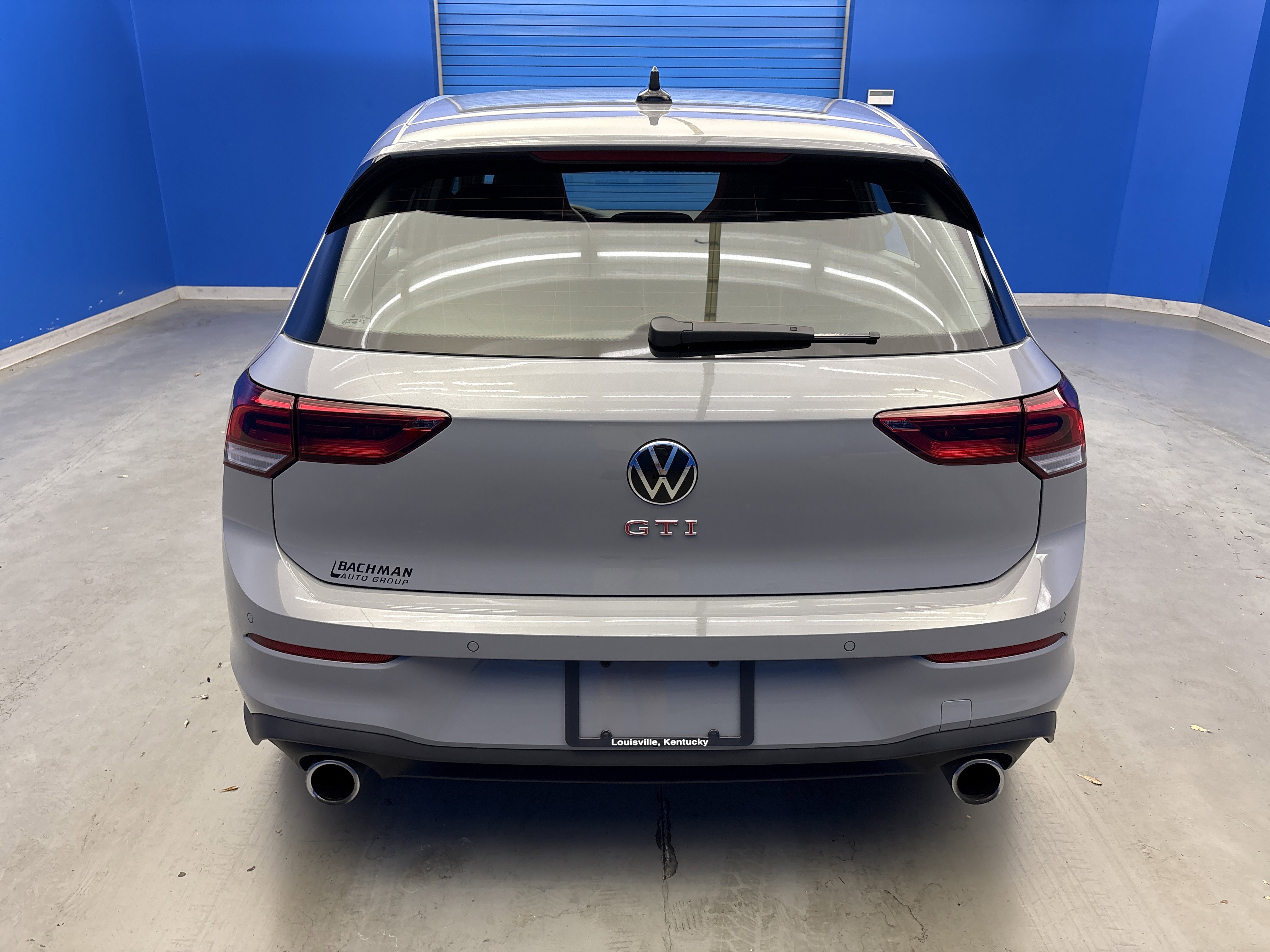 2024 Volkswagen Golf GTI Autobahn photo 3