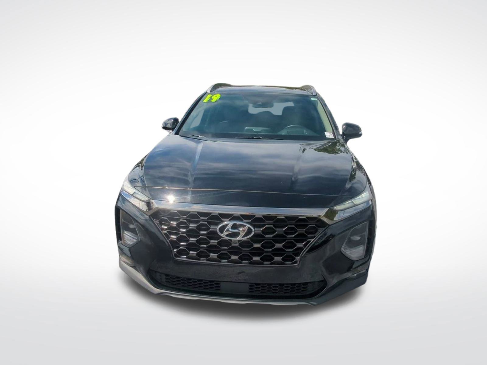 2019 Hyundai Santa Fe Ultimate photo 2