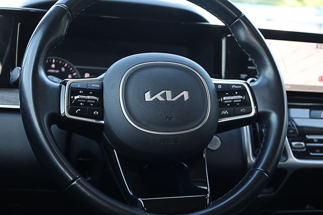 2022 Kia Sorento S photo 26