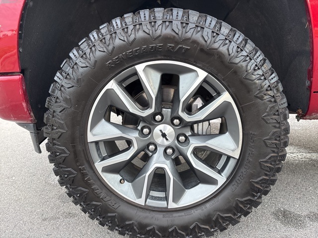 2023 Chevrolet Silverado 1500 RST photo 12