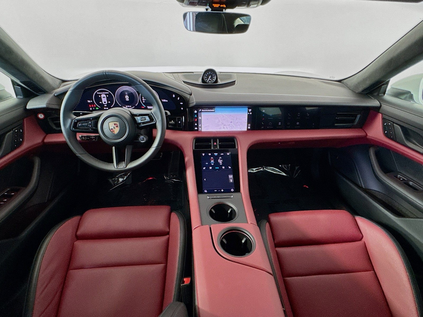 2025 Porsche Taycan 4S photo 19