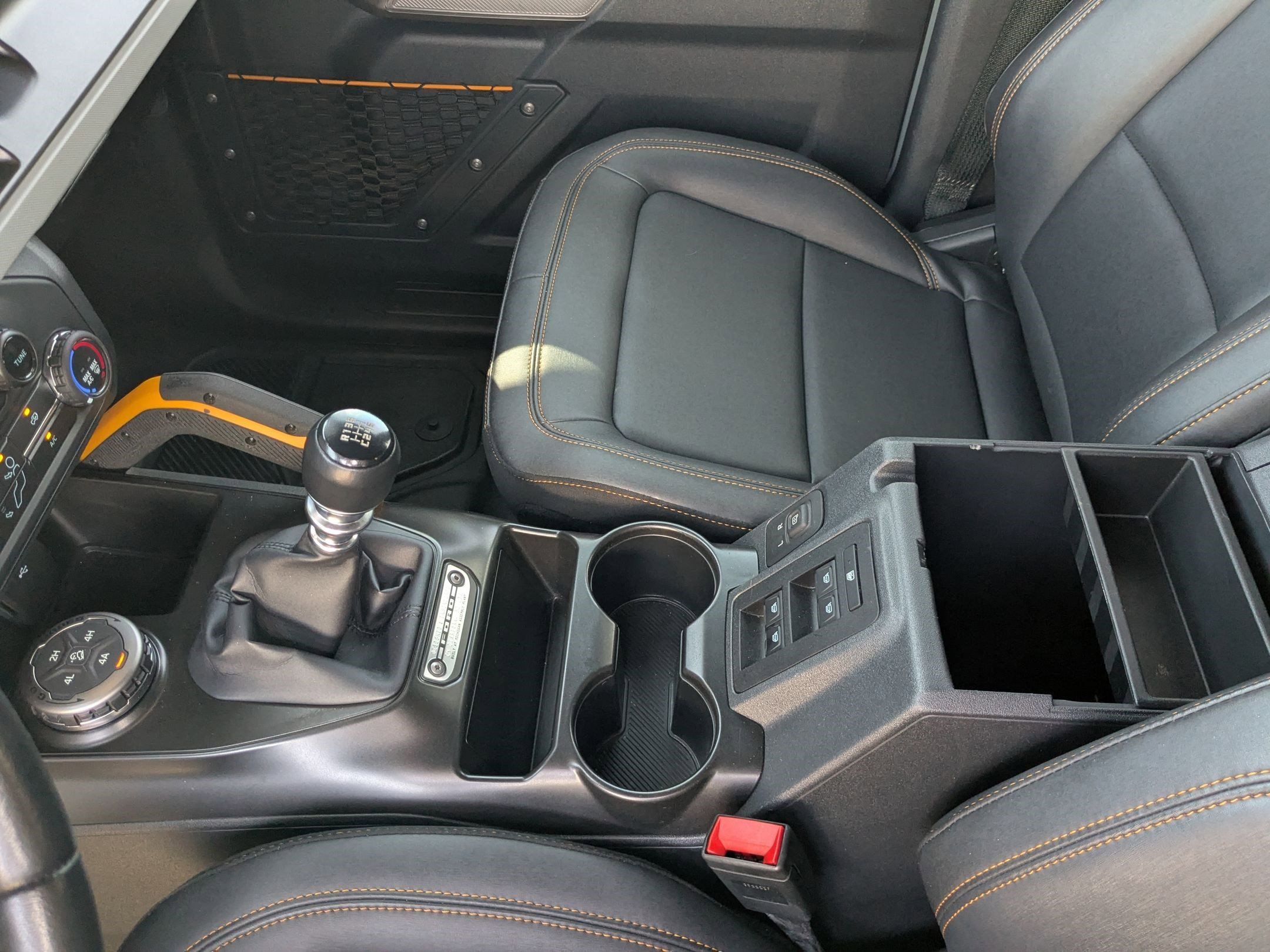 2022 Ford Bronco Badlands photo 24