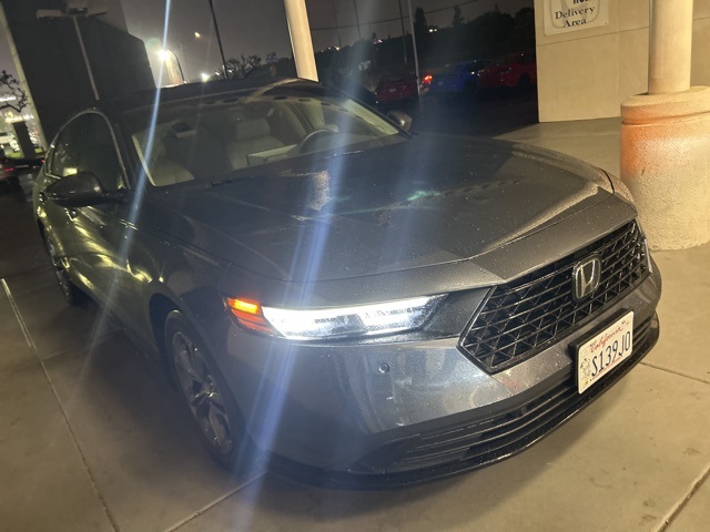 2024 Honda Accord Hybrid EX-L's photo