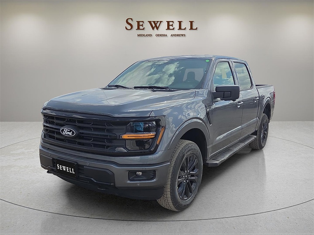 2025 Ford F-150 XLT's photo