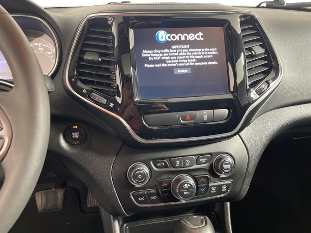 2022 Jeep Cherokee Limited photo 10