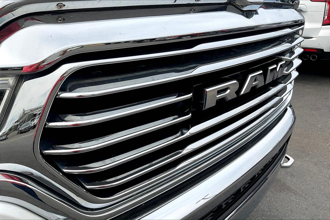 2020 Ram 1500 Laramie Longhorn photo 29